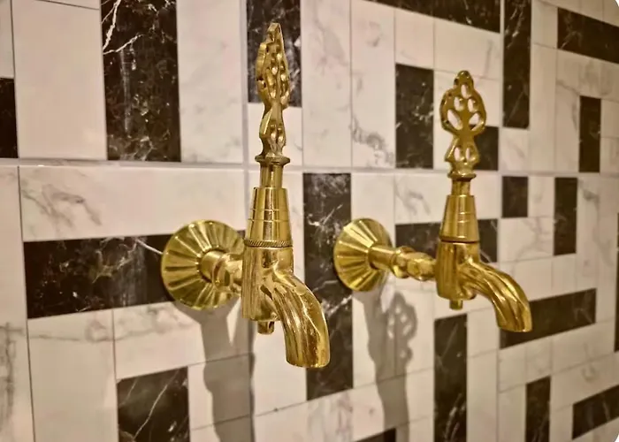 Шале Minka House *